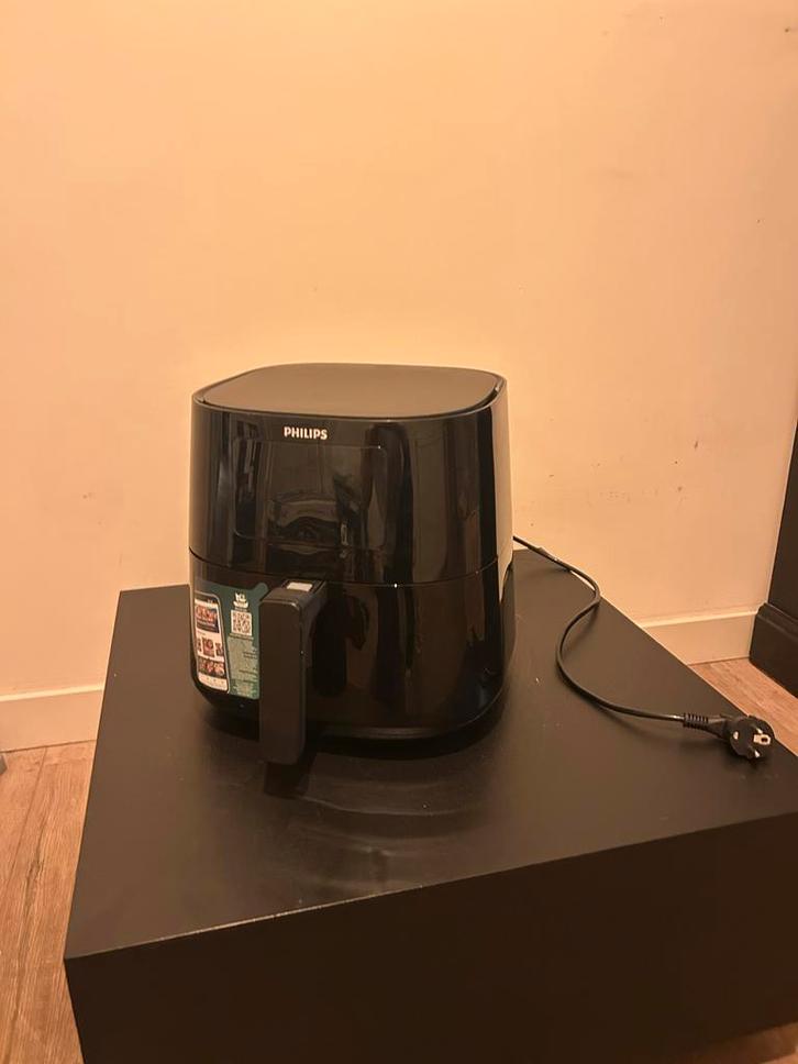 Nieuwe Philips Airfryer - Kleine Beschadiging, Witgoed en Apparatuur, Airfryers, Nieuw, Airfryer, Ophalen of Verzenden