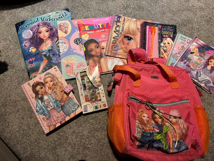 Set rugzak Top Model  met dagboek , en cadeautijdschriften, Boeken, Tijdschriften en Kranten, Zo goed als nieuw, Verzenden