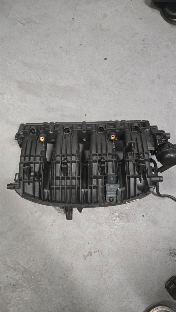Inlaatspruitstuk audi a5 a4 a3 2.0 tfsi, Auto-onderdelen, Motor en Toebehoren, Audi, Ophalen of Verzenden