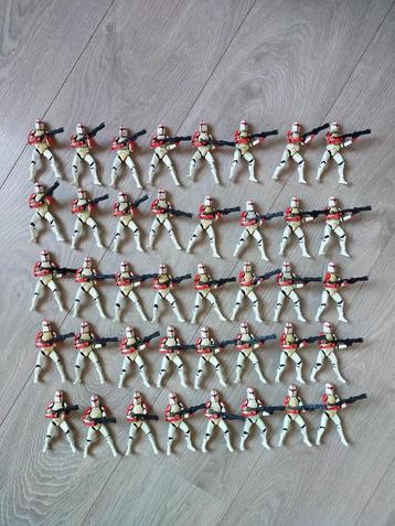 Star Wars Clone Trooper Captain verzameling 40x beschikbaar voor biedingen