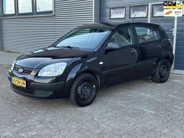 Kia Rio 1.4 L APK - RIJDT PRIMA! beschikbaar voor biedingen