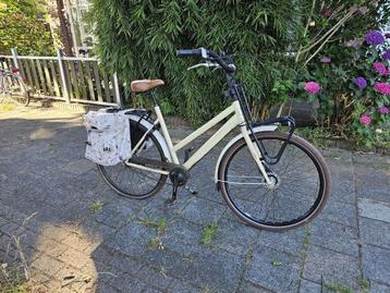 damesfiets cortina lage instap met fietstassen beschikbaar voor biedingen