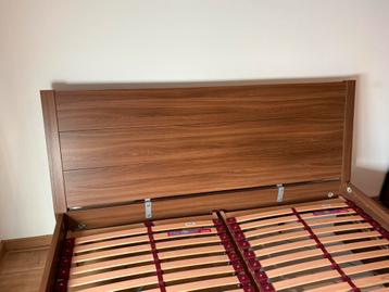 Ikea NYVOLL bed 160-200 bruin incl lattenb, 2x MALM Bedlades - afbeelding 5