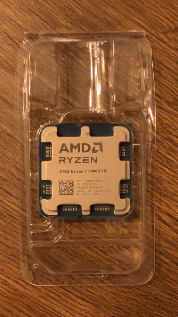 *NIEUW* AMD Ryzen 7 9800X3D, Computers en Software, Processors, Nieuw, 8-core, 4 Ghz of meer, Ophalen of Verzenden