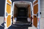 Volkswagen Crafter 140PK L3H3/L2H2 Apple Carpla € 32.450,0, Stof, Gebruikt, Euro 6, 4 cilinders