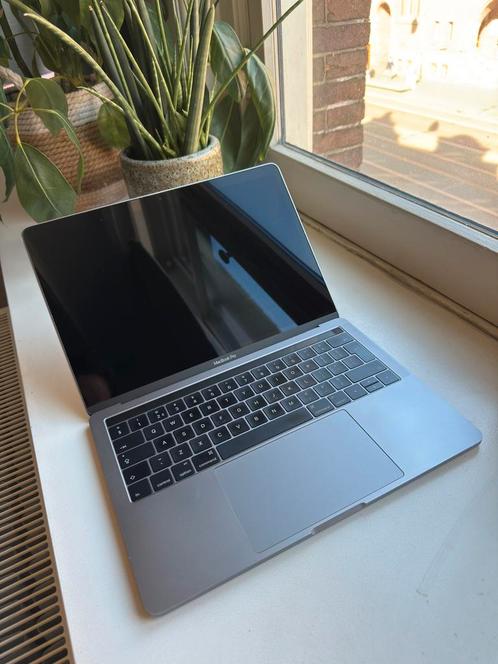 MacBook Pro 2016, Computers en Software, Apple Macbooks, Gebruikt, MacBook Pro, 13 inch, 2 tot 3 Ghz, 256 GB, 8 GB, Qwerty, Ophalen of Verzenden