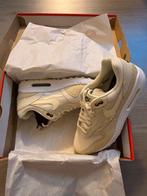 Nike Air Max 1 Coconut Milk - Nieuw - Maat 42,5, Nike, Nieuw, Ophalen of Verzenden, Sneakers of Gympen