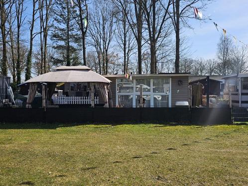 Stacaravan op het mooiste veld van Camping Slot Cranendonk, Caravans en Kamperen, Stacaravans, tot en met 4, Ophalen
