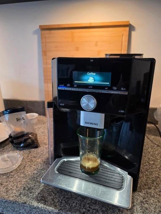 Reparatie/onderhoud Siemens EQ series koffiemachines, 10 kopjes of meer, Ophalen, Refurbished, Koffiemachine