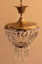 Messing kristallen kroonluchtertje, Ophalen