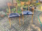 Antieke stoelen, Ophalen