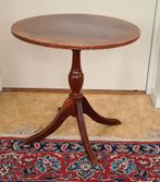 Prachtig klassiek mahonie houten bijzettafeltje, Antiek en Kunst, Antiek | Meubels | Tafels, Ophalen