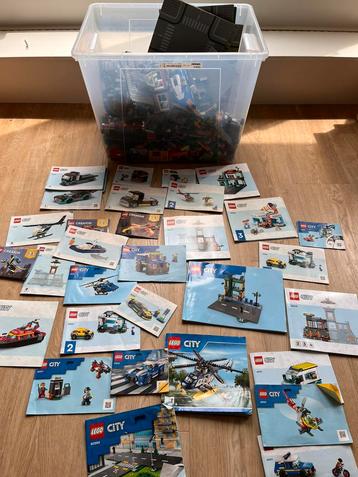 Lego sets en platen beschikbaar voor biedingen