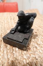 Bronzen beeldje Marlies Noordkamp, Tegelzetter 1996, Ophalen of Verzenden, Zo goed als nieuw, Mens