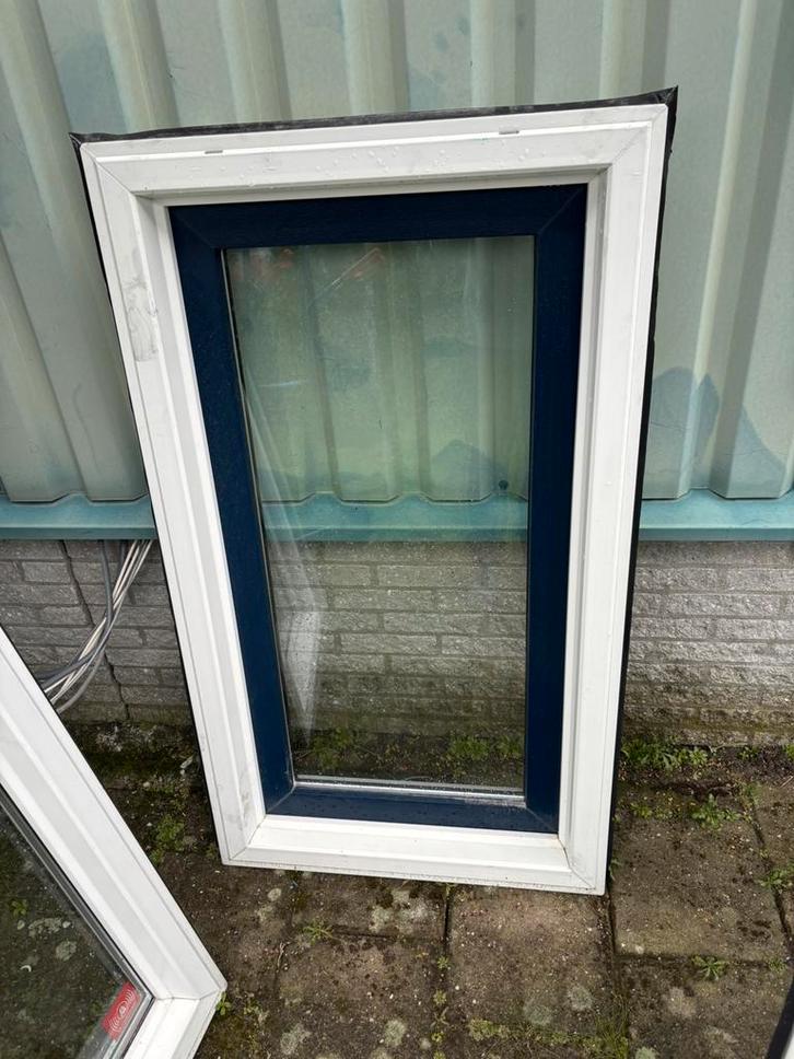 Kunststof kozijnen, Doe-het-zelf en Verbouw, Kozijnen en Schuifpuien, Gebruikt, Raamkozijn, Kunststof, 75 tot 150 cm, 75 tot 150 cm