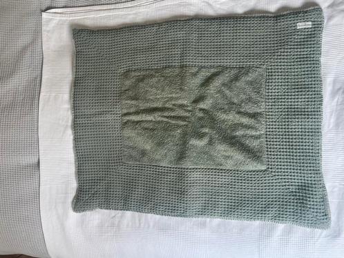 Koeka waffle boxkleed sage groen/grijs, Kinderen en Baby's, Boxen, Gebruikt, Boxkleed, Verzenden