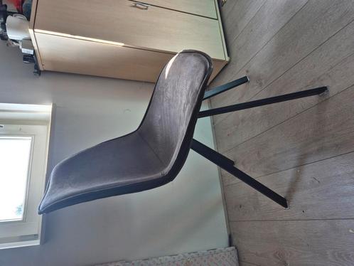 4 WOOOD eetkamerstoelen te koop, Huis en Inrichting, Stoelen, Zo goed als nieuw, Grijs, Ophalen