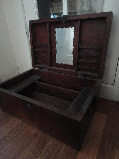 antieke VICTORIAANSE houten KOETS REISKIST + SPIEGEL, vakjes, Antiek en Kunst, Antiek | Woonaccessoires, Ophalen