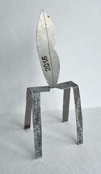 Klaas Gubbels miniatuur-sculptuur, beschilderd en gesigneerd, Antiek en Kunst, Ophalen