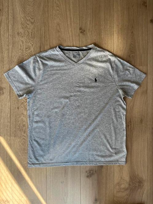 Ralph Lauren V T-Shirt / Grijs / L, Kleding | Heren, T-shirts, Zo goed als nieuw, Maat 52/54 (L), Grijs, Ophalen of Verzenden