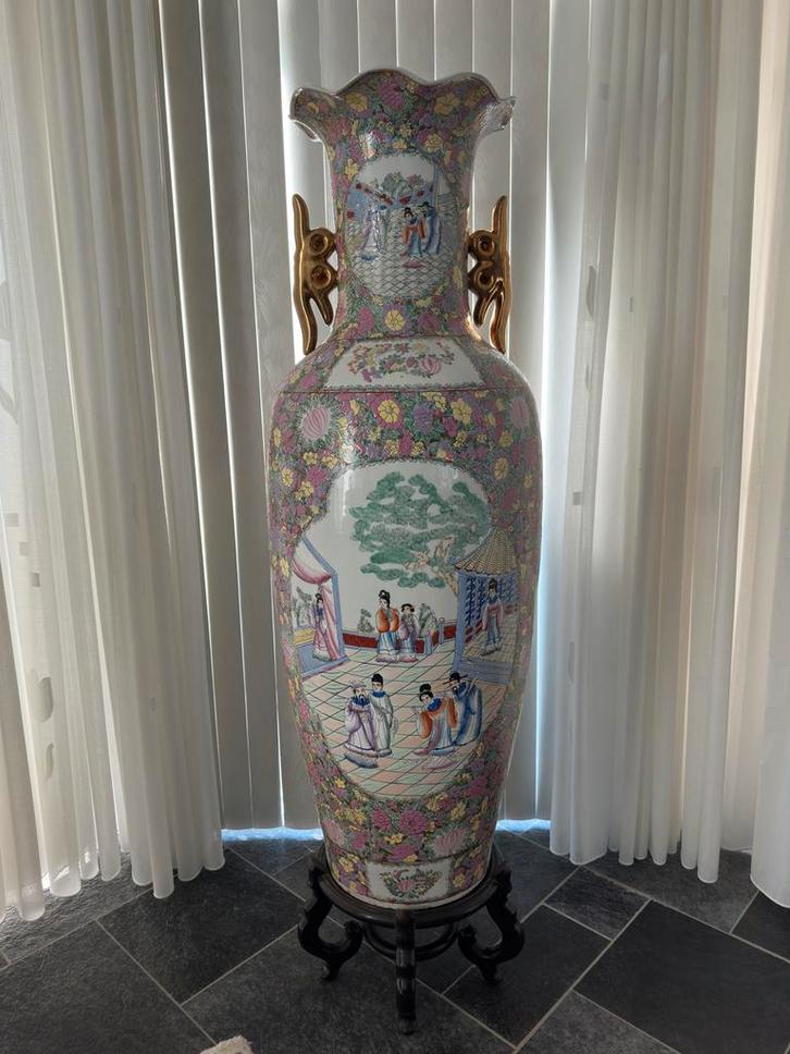 Chinese Famille Rose Vaas - 130 cm Hoogte, Antiek en Kunst, Antiek | Vazen, Ophalen