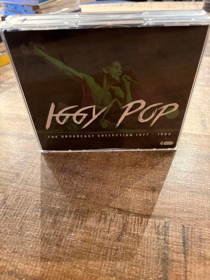 Iggy Pop - The Broadcast Collection 1977-1988 (4 cd fatbox), Cd's en Dvd's, Cd's | Rock, Zo goed als nieuw, Poprock, Ophalen of Verzenden