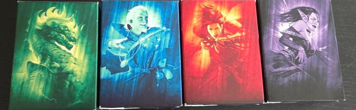 Brawl Deck Throne of Eldraine complete set (4 decks), Hobby en Vrije tijd, Verzamelkaartspellen | Magic the Gathering, Speeldeck