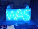 MANCAVE neon "WAS" op 96 x60 cm wit paneel, Verzamelen, Merken en Reclamevoorwerpen, Ophalen of Verzenden, Zo goed als nieuw, Lichtbak of (neon) lamp