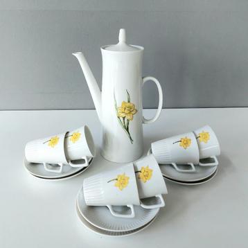 Daffodil koffie servies Mosa Maastricht 1961 beschikbaar voor biedingen
