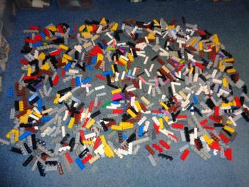 Partij A222=Heel veel Lego stenen/plaatjes aangepast 1x4 beschikbaar voor biedingen