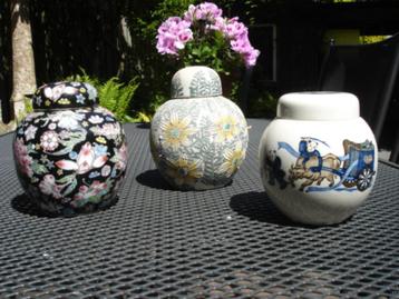 LOT 6 Drie gemberpotten uit China beschikbaar voor biedingen