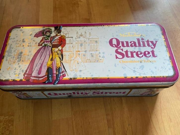 langwerpig blik Mackintosh's quality street chocolates & tof, Verzamelen, Blikken, Gebruikt, Overige, Ophalen of Verzenden
