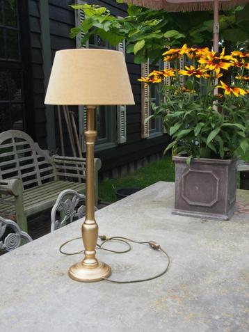 lamp beschikbaar voor biedingen