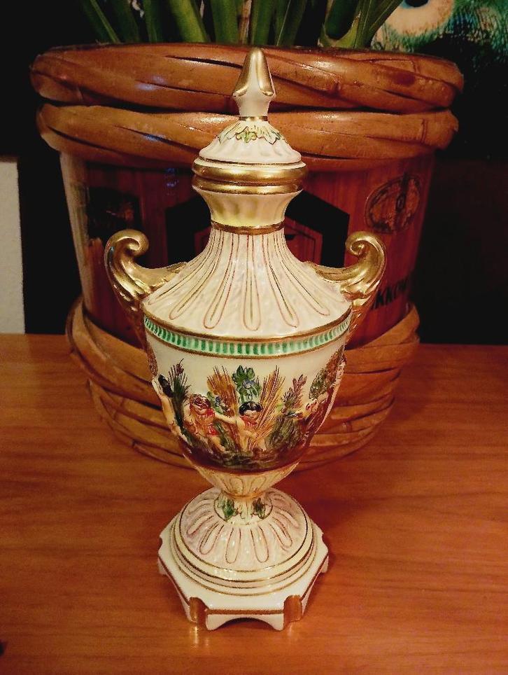 Antieke Italiaanse porseleinen pot gesigneerd periode 1947, Antiek en Kunst, Antiek | Porselein, Ophalen of Verzenden