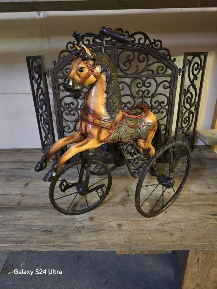 Paardje op Driewieler met gietijzer, Antiek en Kunst, Antiek | Speelgoed, Ophalen