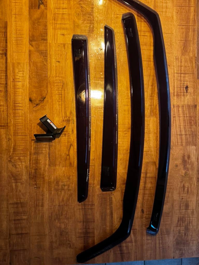 Ford fiesta 2016 wind kapjes telefoonhouder en reserveband, Ophalen of Verzenden, Zo goed als nieuw