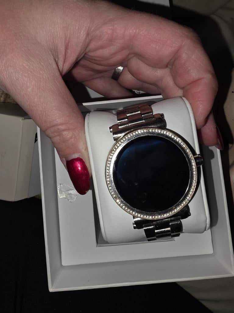 Michael kors smartwatch, Sieraden, Tassen en Uiterlijk, Smartwatches, Ophalen of Verzenden, Zwart, Android
