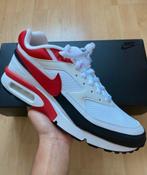 Nike Air Max BW Sports Red maat 40,5 42 47,5, Kleding | Heren, Schoenen, Ophalen of Verzenden, Zo goed als nieuw, Overige kleuren