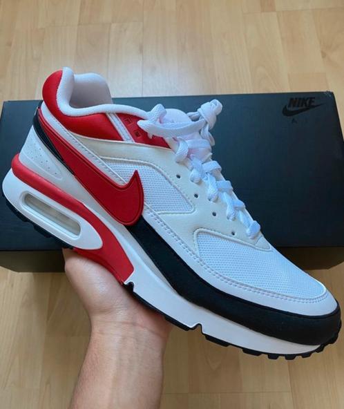 Nike Air Max BW Sports Red maat 40,5 42 47,5, Kleding | Heren, Schoenen, Zo goed als nieuw, Overige kleuren, Ophalen of Verzenden