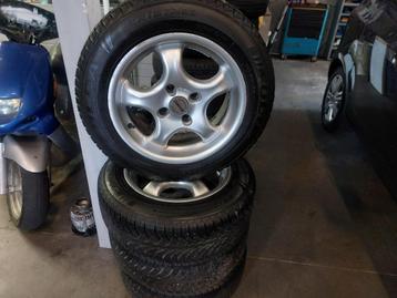 Enzo sportvelgen met banden beschikbaar voor biedingen