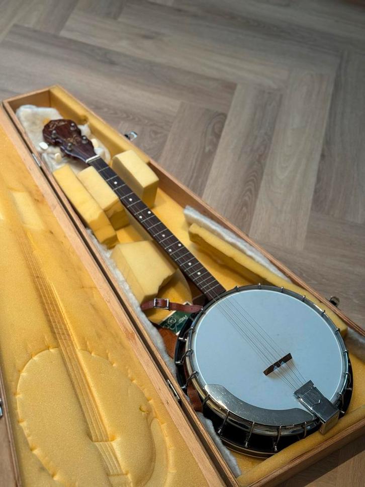 EKO Gitaarbanjo + Opbergdoos, Muziek en Instrumenten, Snaarinstrumenten | Banjo's, Gebruikt, Gitaarbanjo, Ophalen