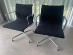 Vitra Eames EA107 zwart hopsak (2 stuks), Ophalen, Zo goed als nieuw, Zwart