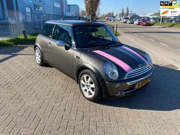 Mini Mini 1.6 One D Anniversary beschikbaar voor biedingen