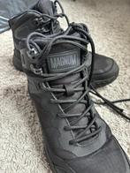 Magnum schoenen, Ophalen of Verzenden, Zo goed als nieuw, Schoenen