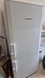 Liebherr koel-vriescombinatie koelkast vriezer goede staat, Witgoed en Apparatuur, Koelkasten en IJskasten, Ophalen, 120 tot 140 cm