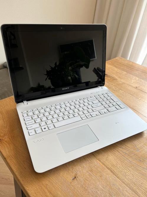 Sony vaio laptop, Computers en Software, Windows Laptops, Gebruikt, 15 inch, HDD, Qwerty, Ophalen