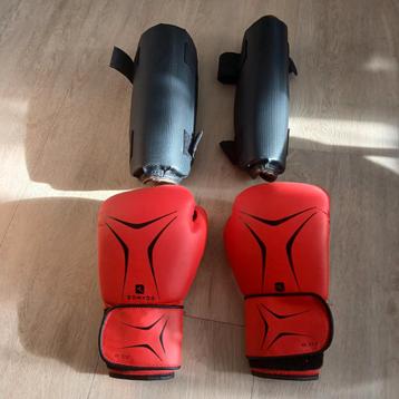 Vechtsportset kinderen : Handschoenen & Scheenbeschermers beschikbaar voor biedingen
