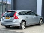 Volvo V60 2.4 D6 AWD Plug-In Hybrid Summum / Schuifdak / CAM, Auto's, Volvo, Automaat, Vierwielaandrijving, Zilver of Grijs, Te koop