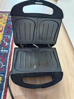 Keuken set – tosti-ijzer + messen + blikopener (alles samen, Huis en Inrichting, Ophalen, Gebruikt, Zilver