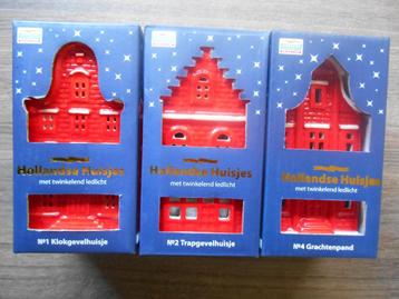 Hollandse huisjes nr 1 - 2 en 4 voor Kerstmis nieuw in doos beschikbaar voor biedingen